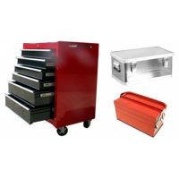 SZERSZÁMOS KOCSIK ÉS LÁDÁK